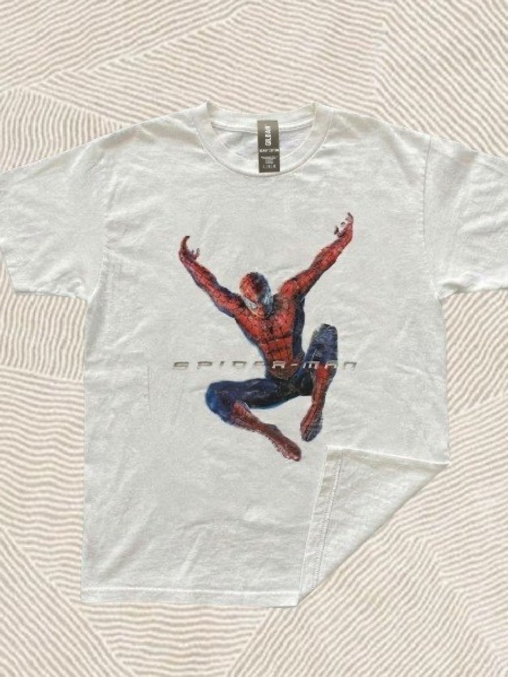 Gildan White Spider Graphic Tee